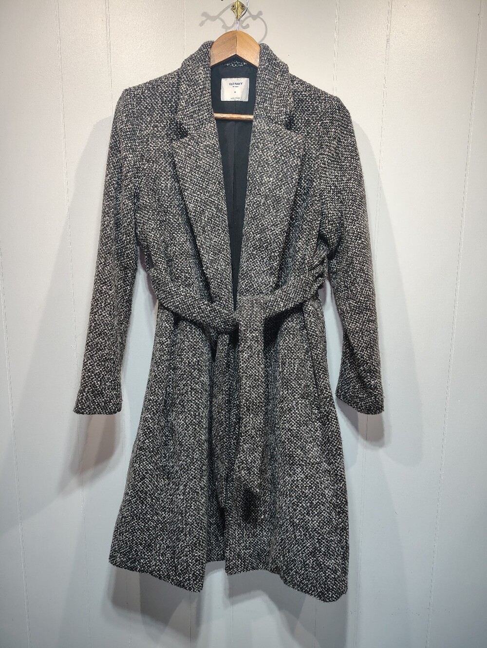 Old Navy Maternity Tweed Belted Wrap Coat Medium Gray Black Salt and Pepper